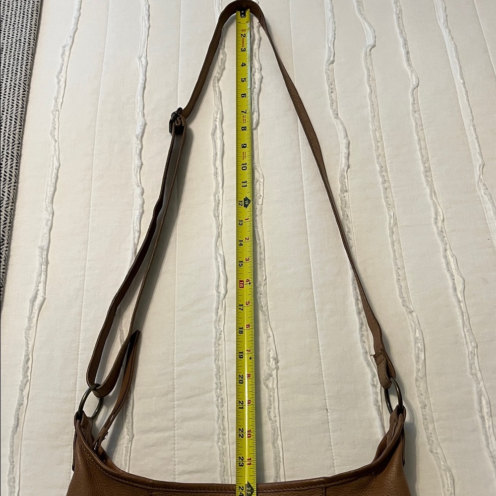 BORN Morley leather crossbody/hobo bag - Picture 13 of 16